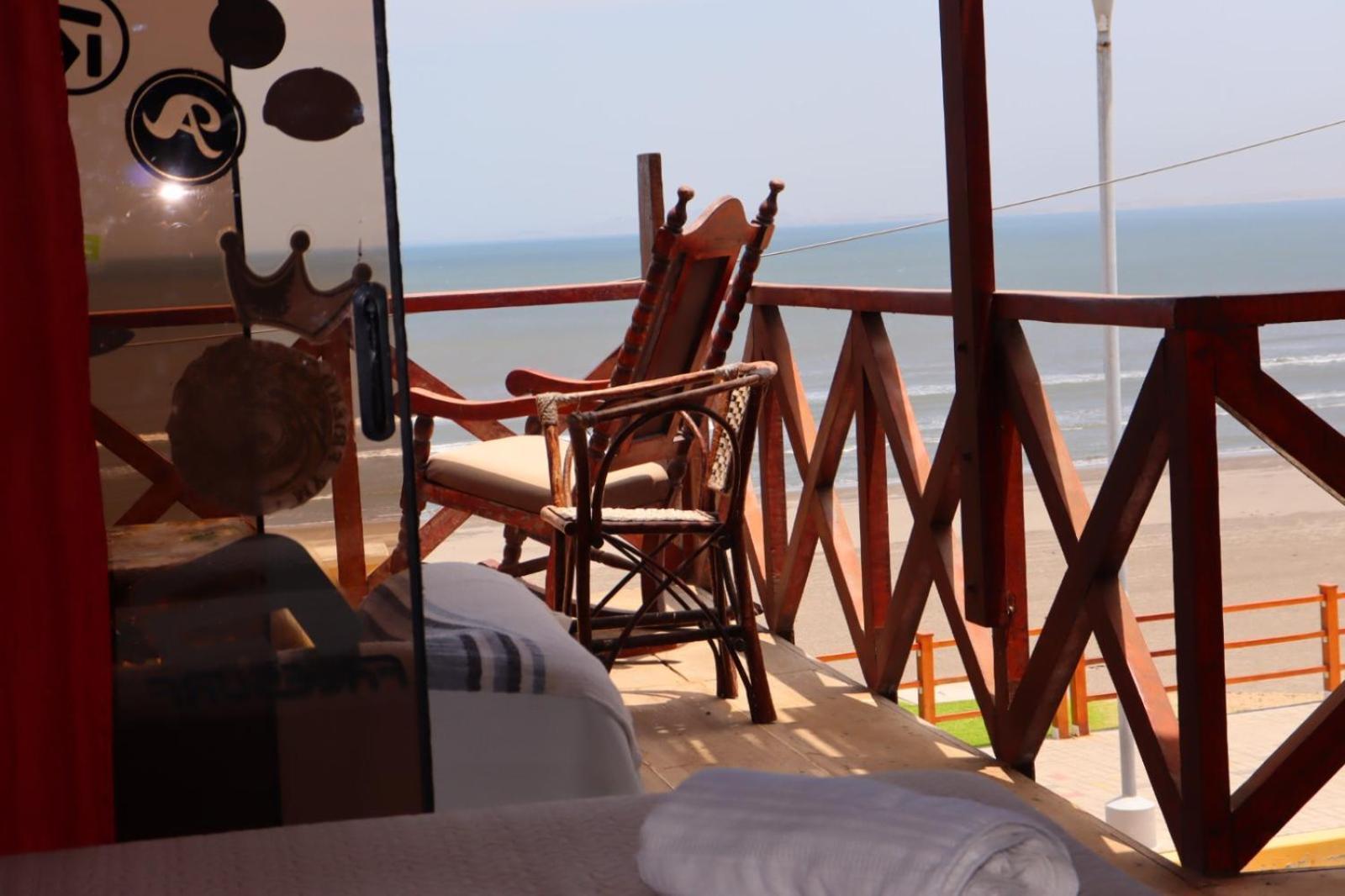 Suenos De Chicama Hostel Puerto Chicama Ngoại thất bức ảnh